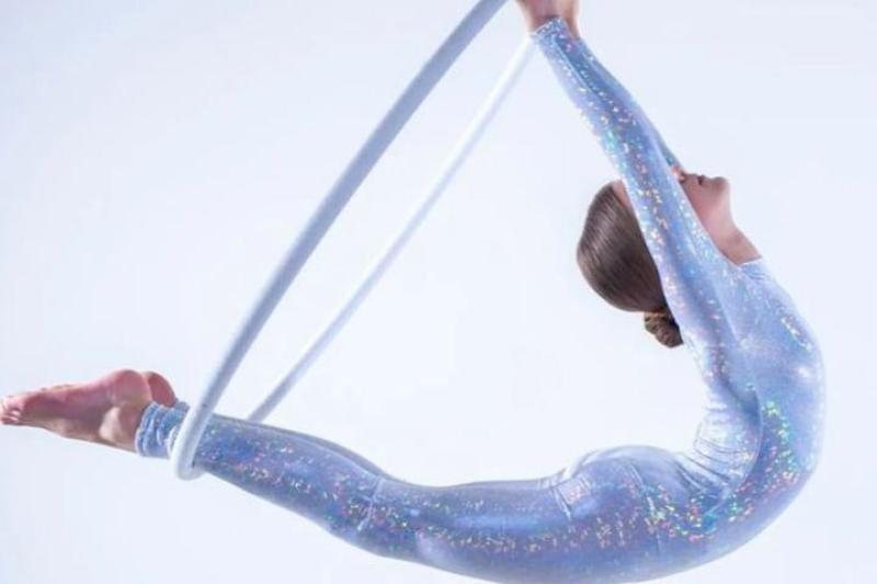 Aerial hoop Mix level (6-14 let)