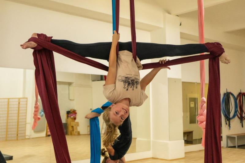 Aerial silks Z3 (6-14 let)